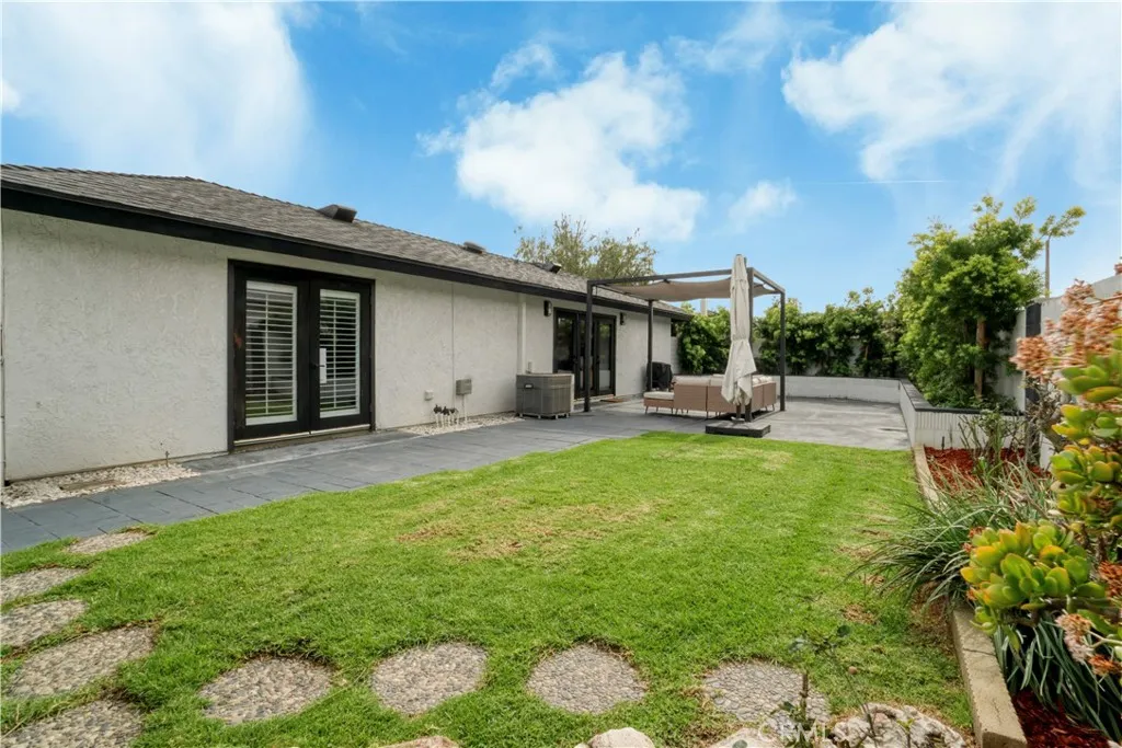 16411 Magellan, Huntington Beach, California 92647 home-pic-37