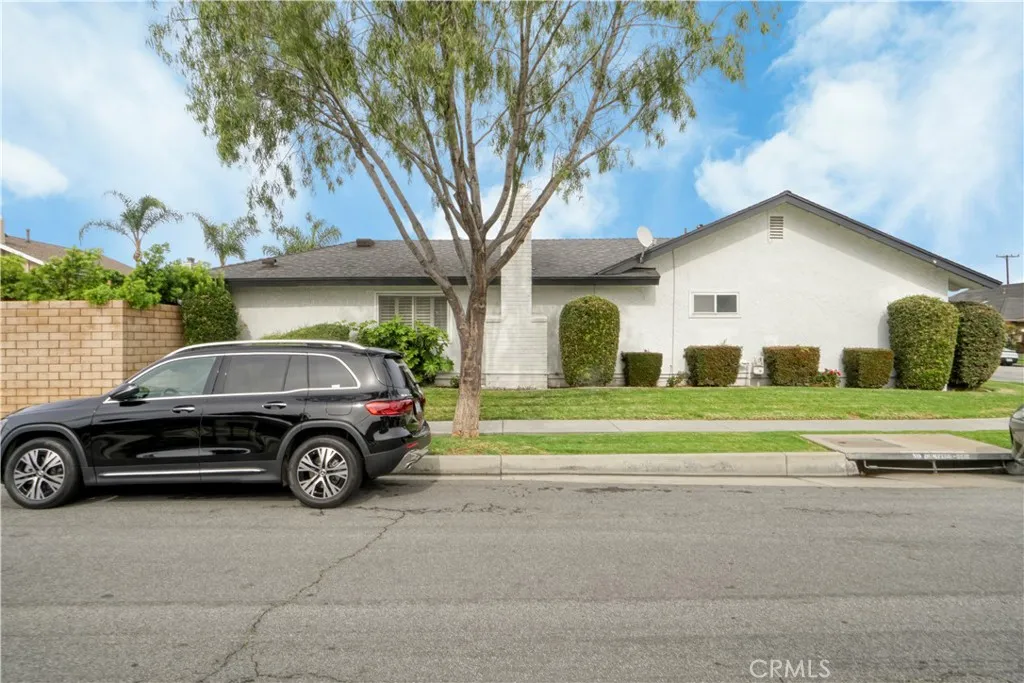 16411 Magellan, Huntington Beach, California 92647 home-pic-40