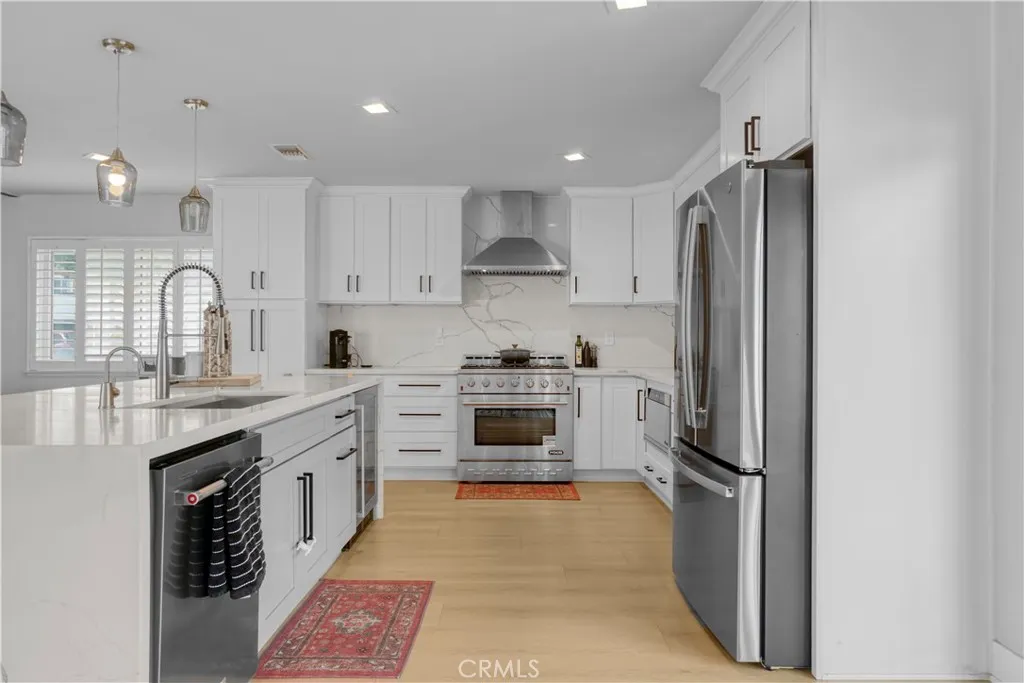 16411 Magellan, Huntington Beach, California 92647 home-pic-18
