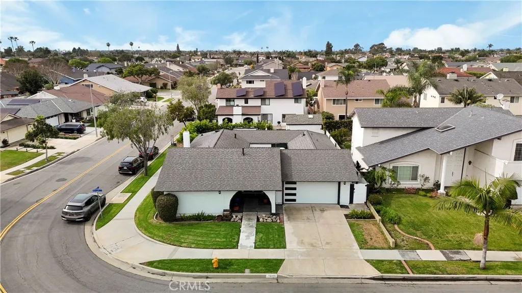 16411 Magellan, Huntington Beach, California 92647 home-pic-41