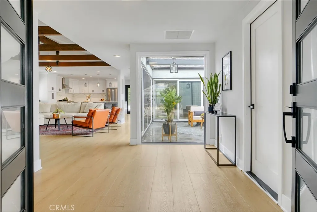 16411 Magellan, Huntington Beach, California 92647 home-pic-13