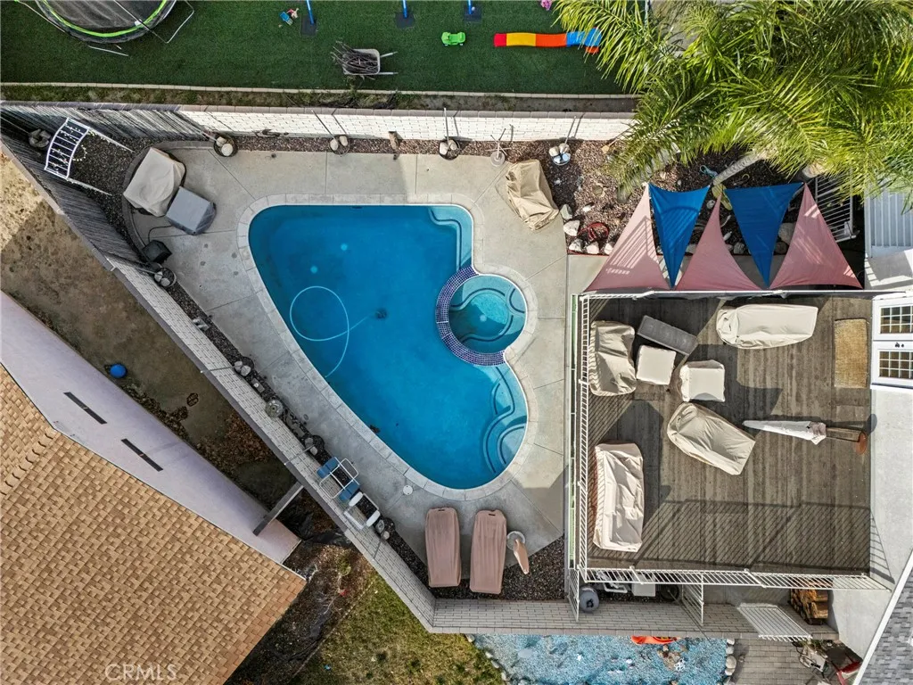 869 Fillmore Court, Hemet, California 92543 home-pic-3