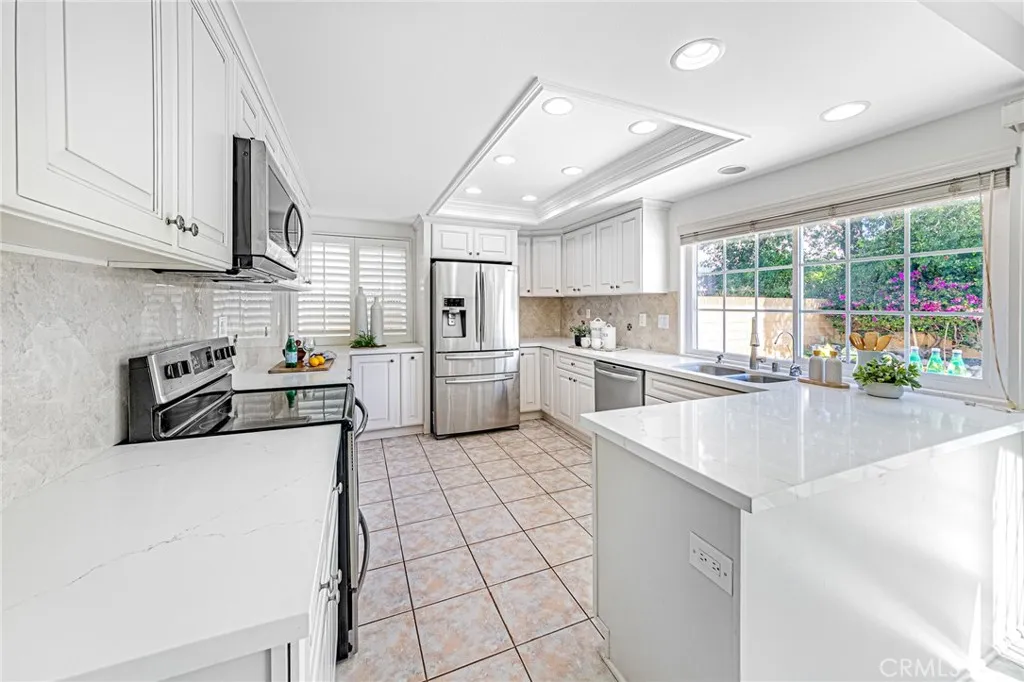 7662 Cory Circle, La Palma, California 90623 home-pic-10