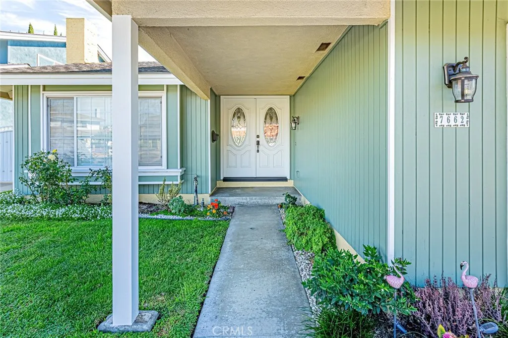 7662 Cory Circle, La Palma, California 90623 home-pic-3