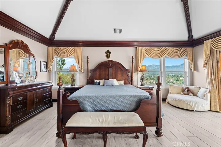 1603 Calle Cristina, San Dimas, California 91773