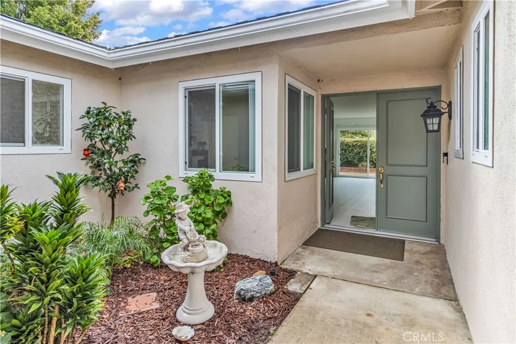 25396 Shawnee, Lake Forest, California 92630 home-pic-1