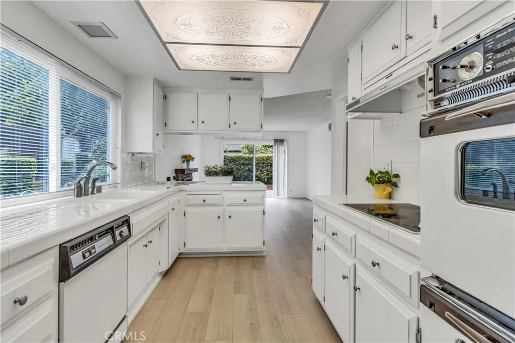 25396 Shawnee, Lake Forest, California 92630 home-pic-29