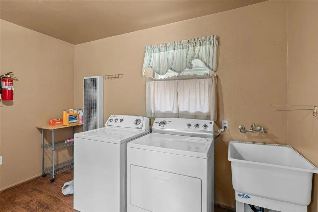 112 E Mojave Boulevard, Big Bear, California 92314 home-pic-12