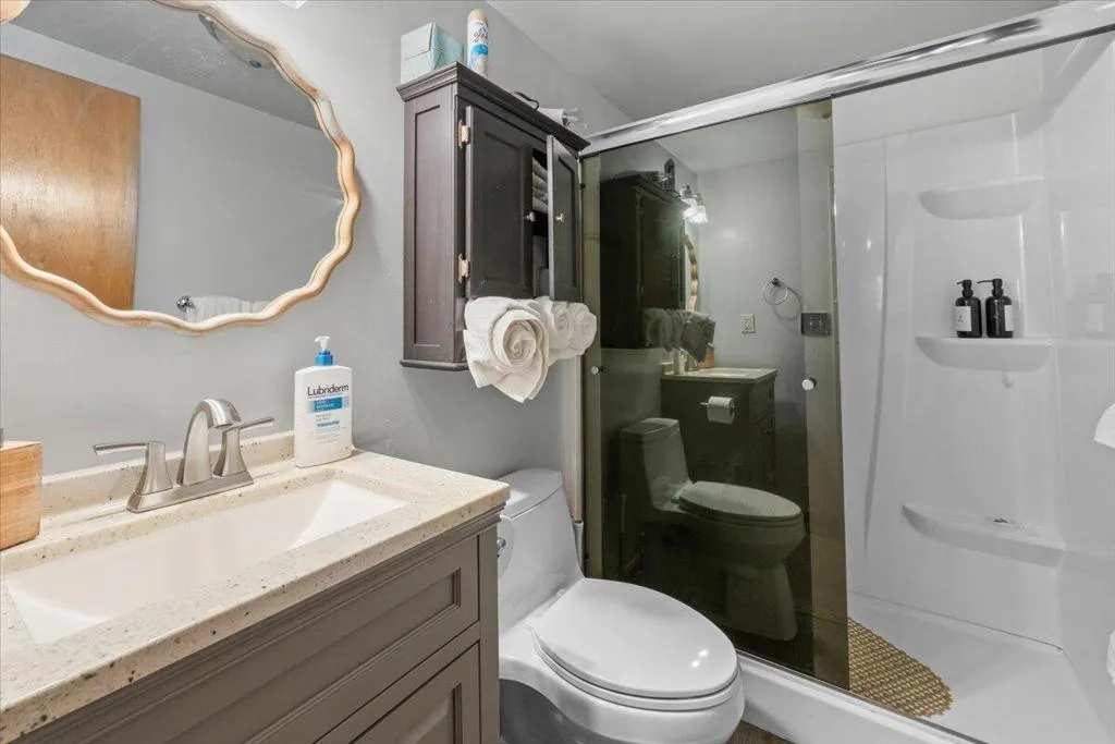 112 E Mojave Boulevard, Big Bear, California 92314 home-pic-16