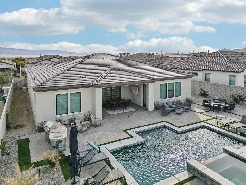 49853 Crescent, Palm Desert, California 92211 home-pic-24