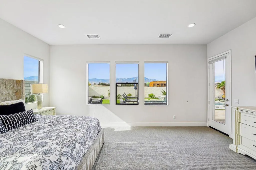 49853 Crescent, Palm Desert, California 92211 home-pic-17