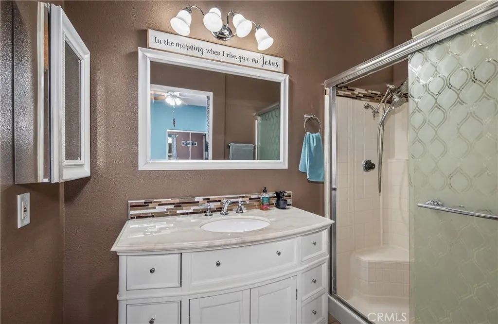 1125 Laguna Seca Court, Banning, California 92220 home-pic-15