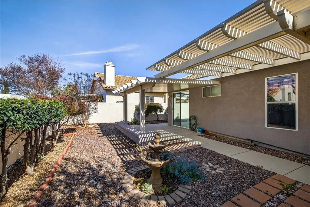 1125 Laguna Seca Court, Banning, California 92220 home-pic-23