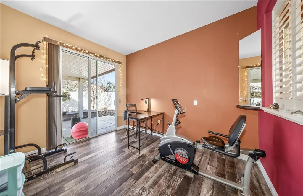 1125 Laguna Seca Court, Banning, California 92220 home-pic-16
