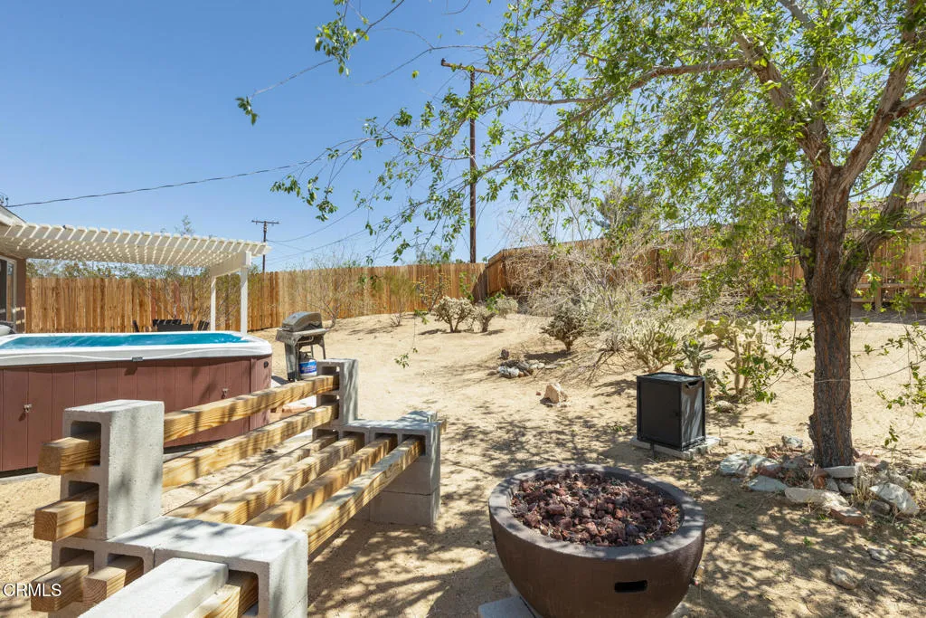 61515 Capilla Drive, Joshua Tree, California 92252 home-pic-18