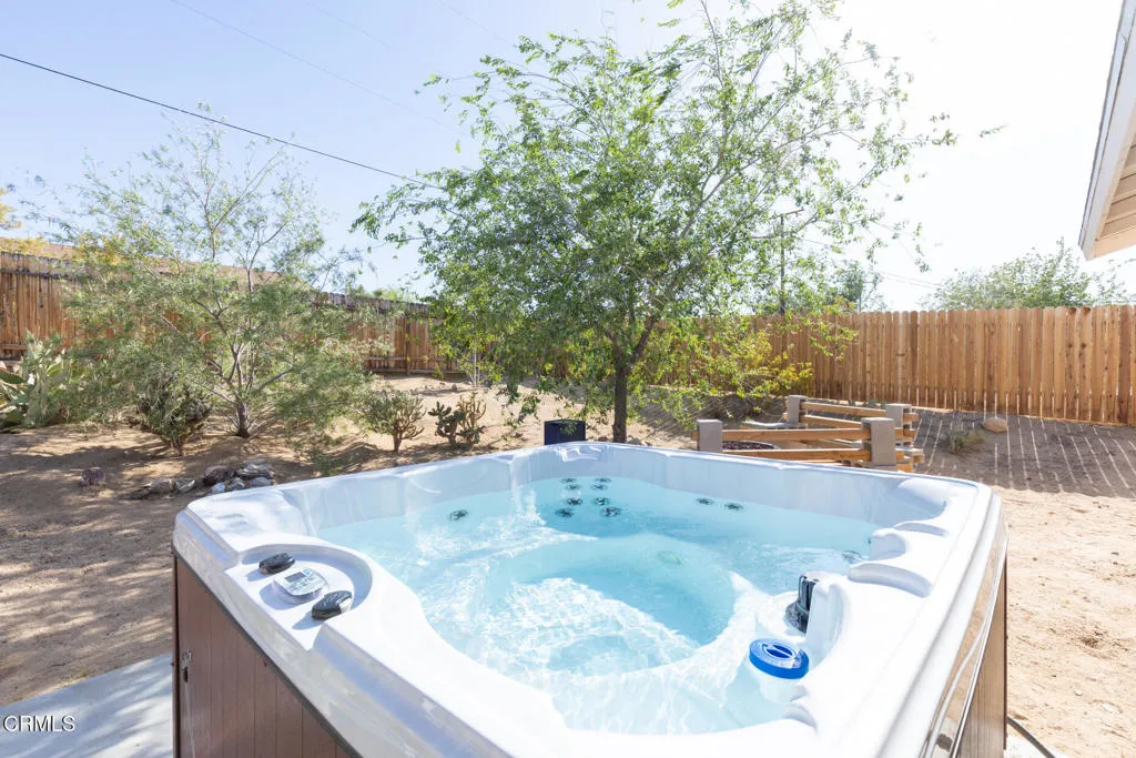 61515 Capilla Drive, Joshua Tree, California 92252 home-pic-16