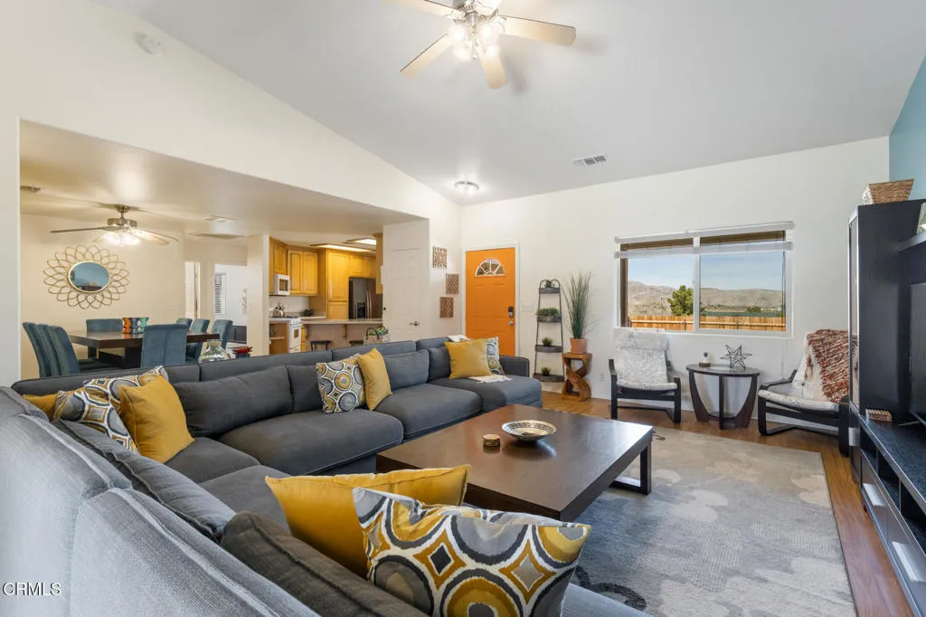 61681 Palm Vista Drive, Joshua Tree, California 92252 home-pic-3