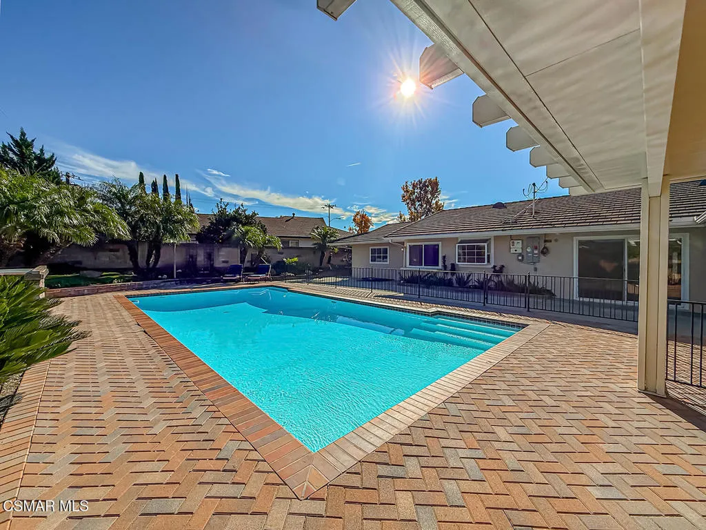 21 Westbury Street, Thousand Oaks, California 91360 home-pic-30