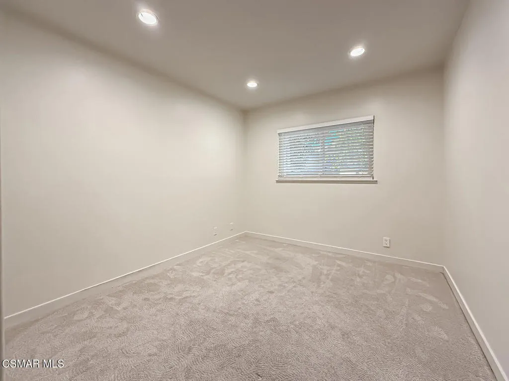 21 Westbury Street, Thousand Oaks, California 91360 home-pic-25