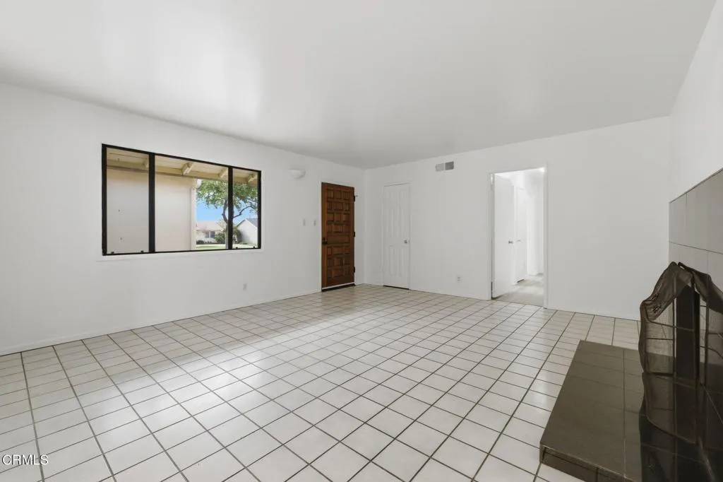 6073 Fremont Street, Ventura, California 93003 home-pic-3