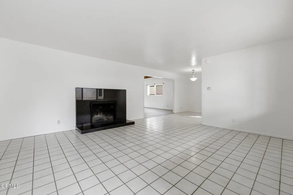 6073 Fremont Street, Ventura, California 93003 home-pic-4