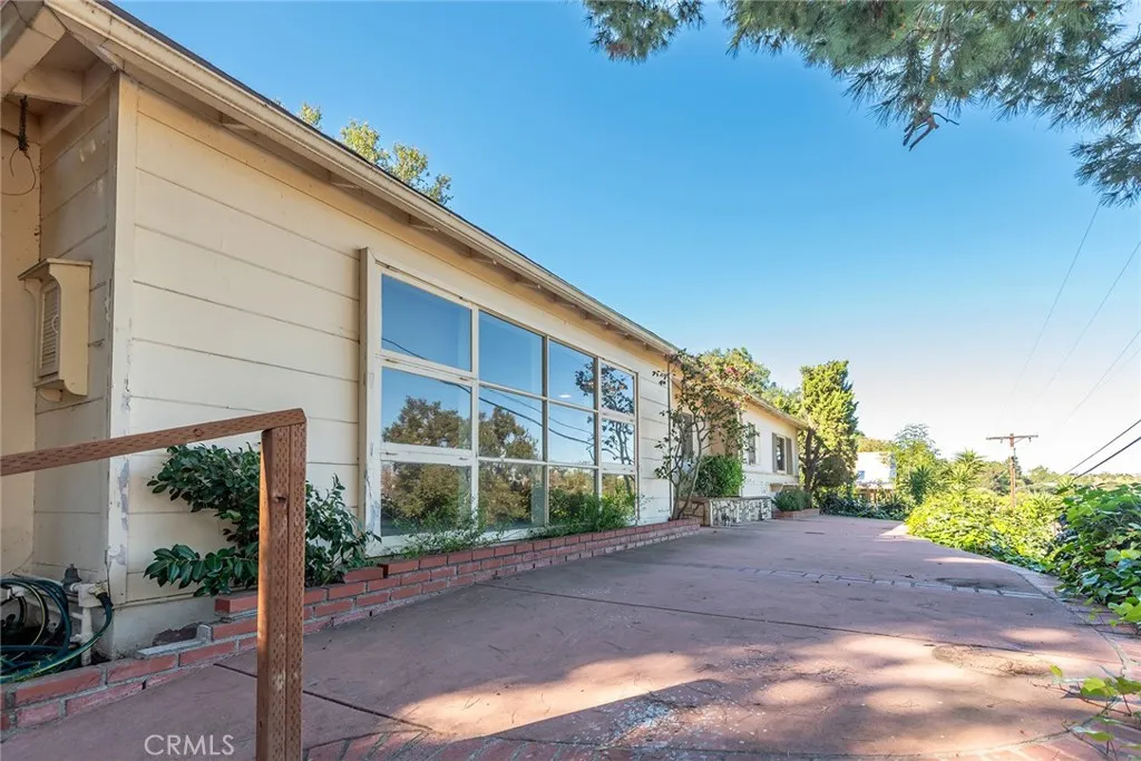 3370 Coy, Sherman Oaks, California 91423 home-pic-2
