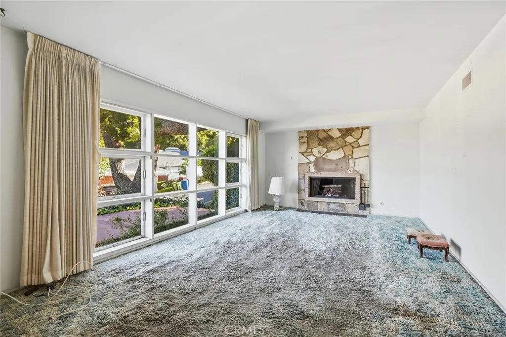 3370 Coy, Sherman Oaks, California 91423 home-pic-5