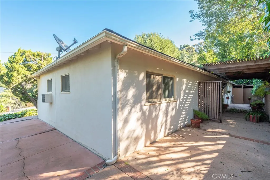3370 Coy, Sherman Oaks, California 91423 home-pic-19