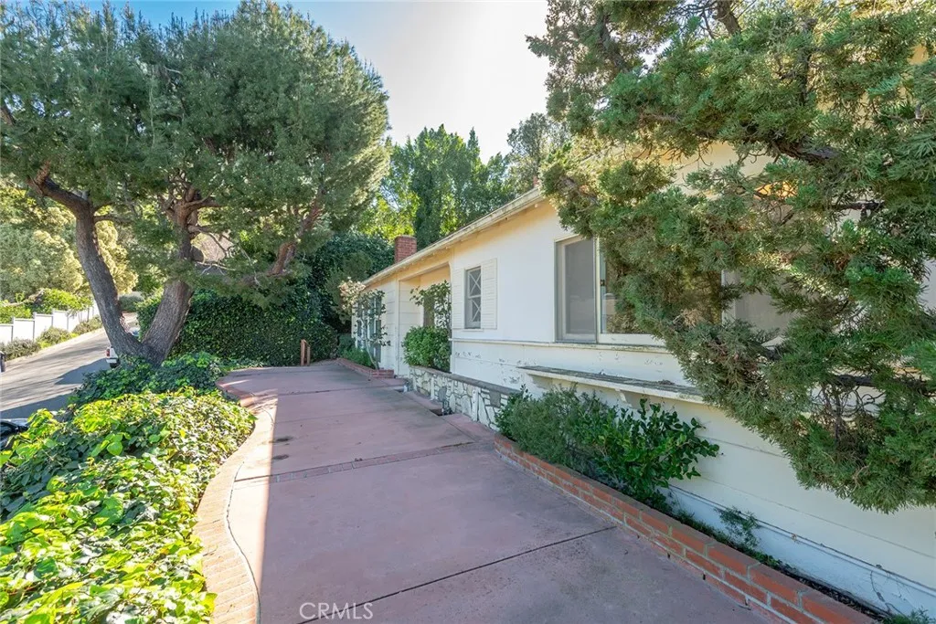 3370 Coy, Sherman Oaks, California 91423 home-pic-4