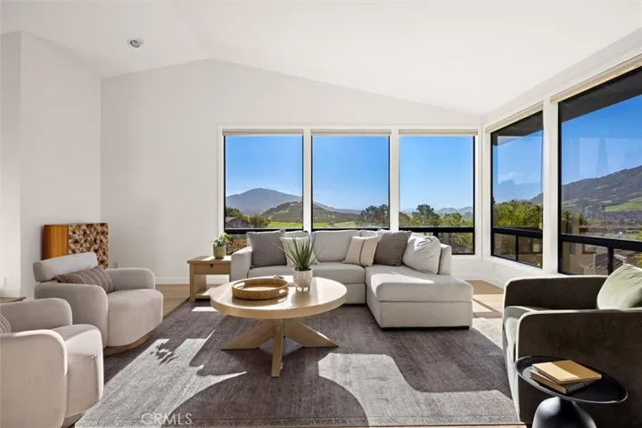 958 Skyline, San Luis Obispo, California 93405