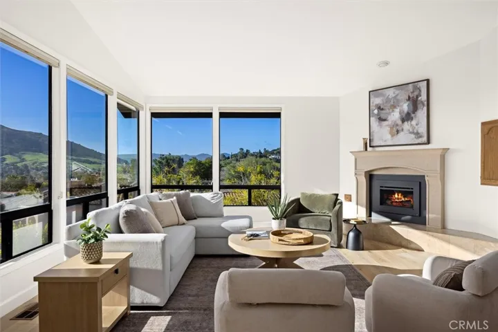 958 Skyline, San Luis Obispo, California 93405