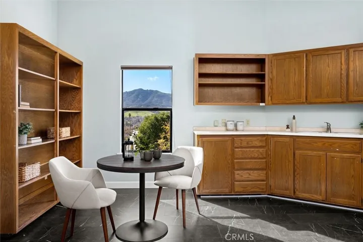 958 Skyline, San Luis Obispo, California 93405