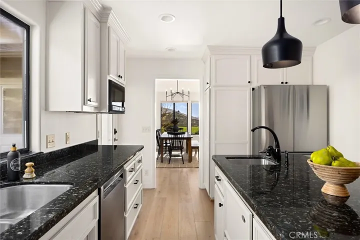958 Skyline, San Luis Obispo, California 93405
