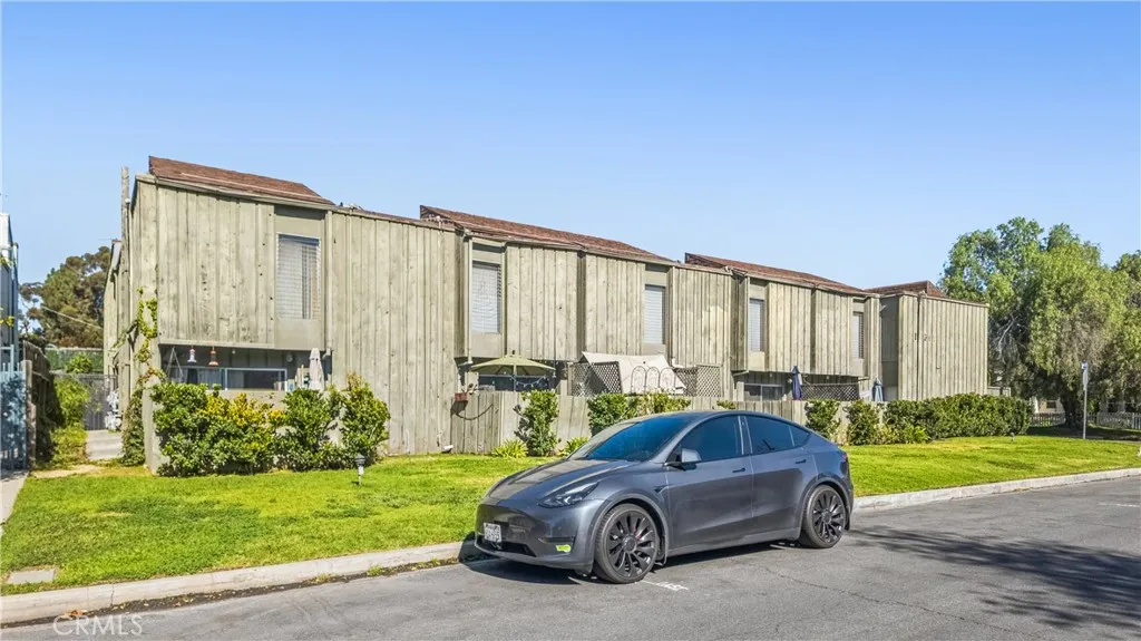 11607 Acama Street, Studio City, California 91604 home-pic-6