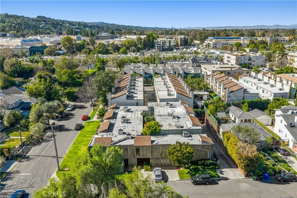 11607 Acama Street, Studio City, California 91604 home-pic-27