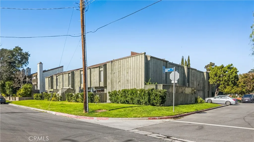 11607 Acama Street, Studio City, California 91604 home-pic-8