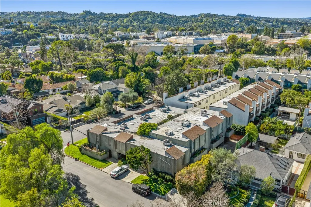 11607 Acama Street, Studio City, California 91604 home-pic-26