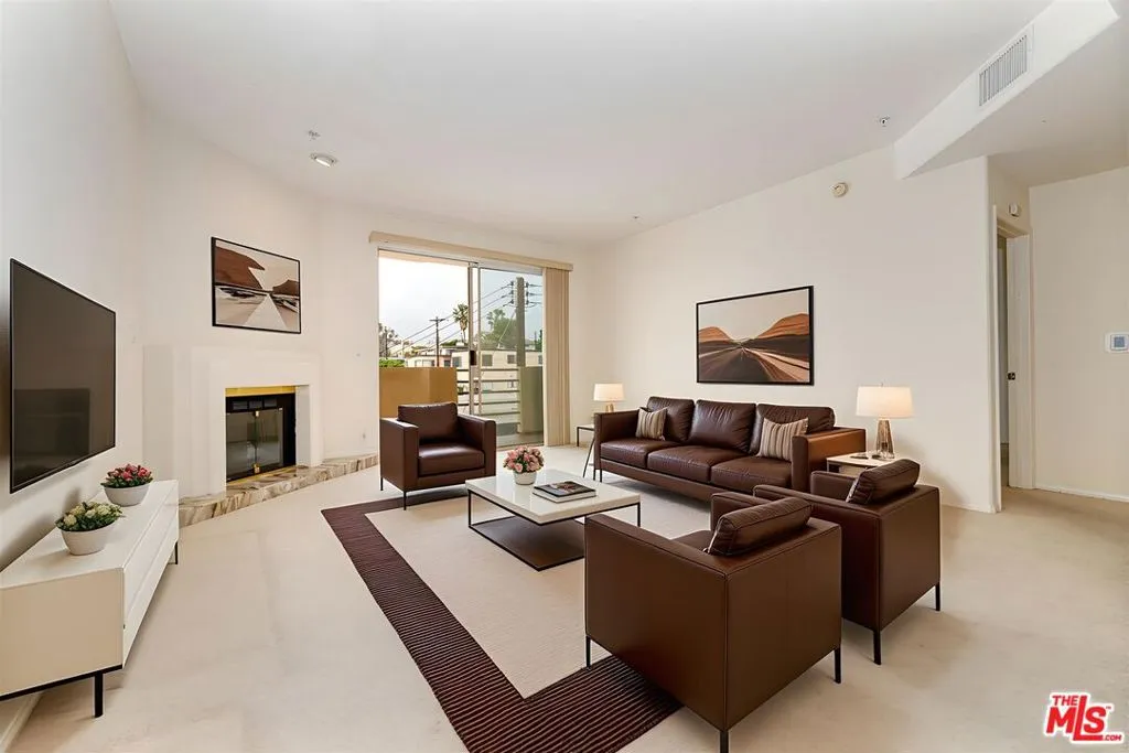 3460 S Centinela Avenue 403, Los Angeles, California 90066 home-pic-10