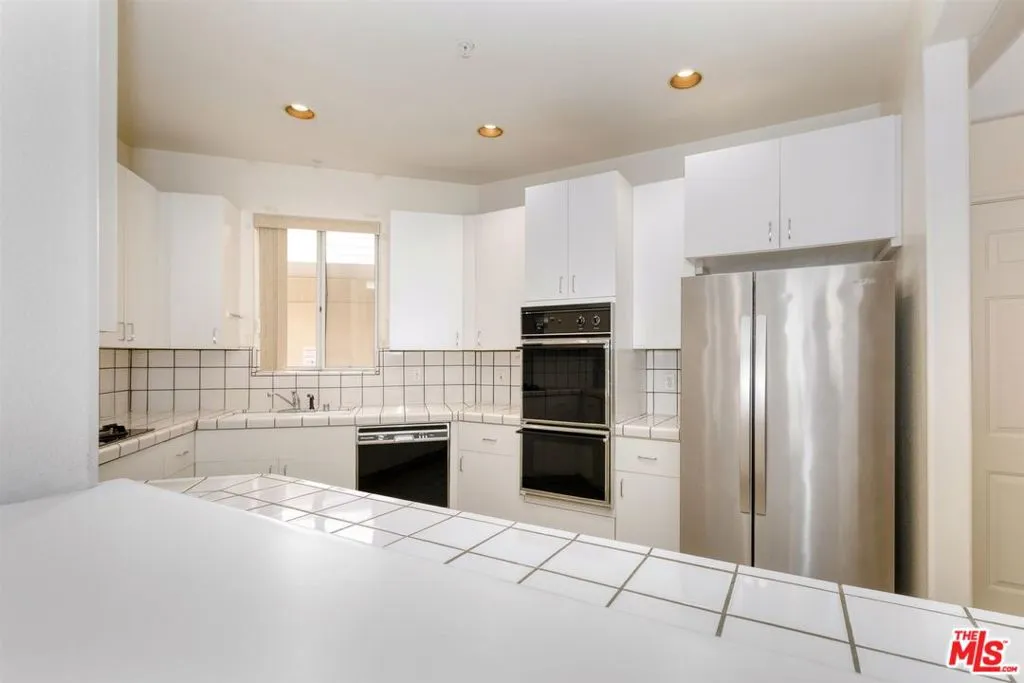 3460 S Centinela Avenue 403, Los Angeles, California 90066 home-pic-7