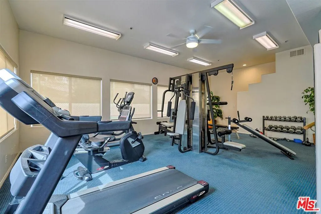 3460 S Centinela Avenue 403, Los Angeles, California 90066 home-pic-29