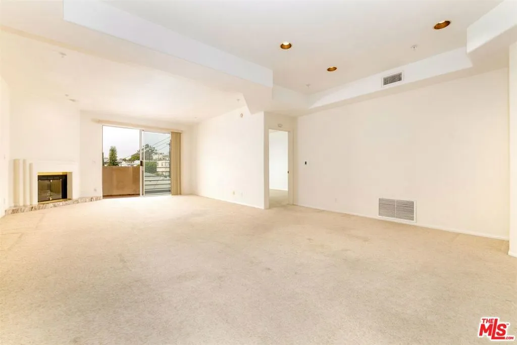 3460 S Centinela Avenue 403, Los Angeles, California 90066 home-pic-8