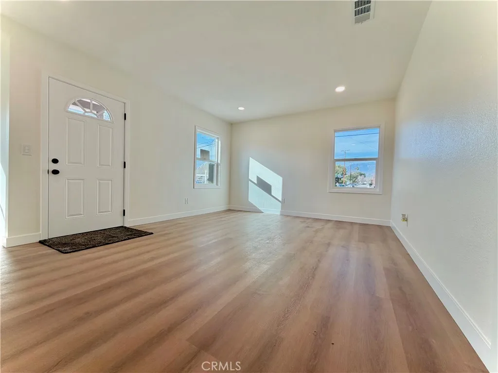 231 E 11th Street, San Bernardino, California 92410 home-pic-12