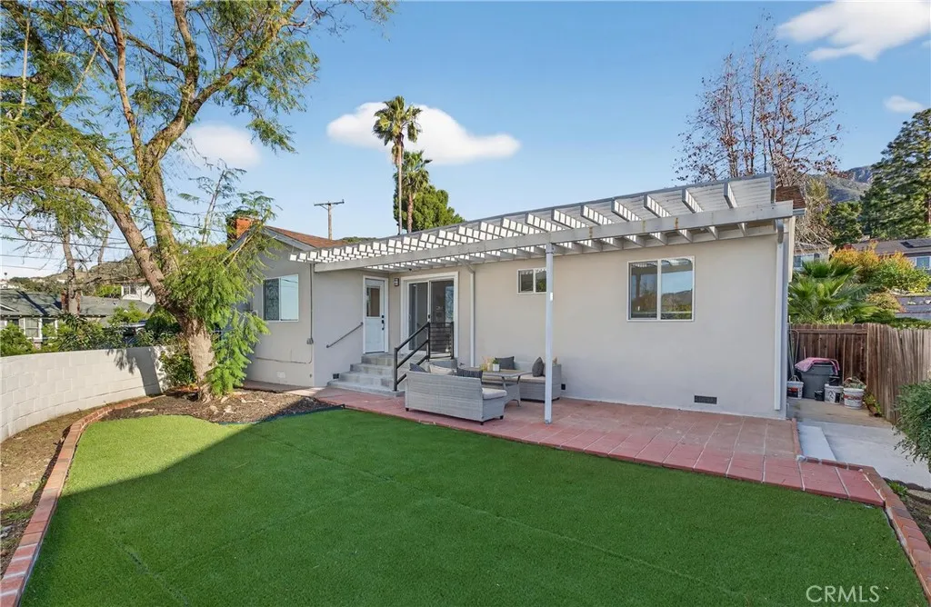 3450 Mevel Place, La Crescenta, California 91214 home-pic-30