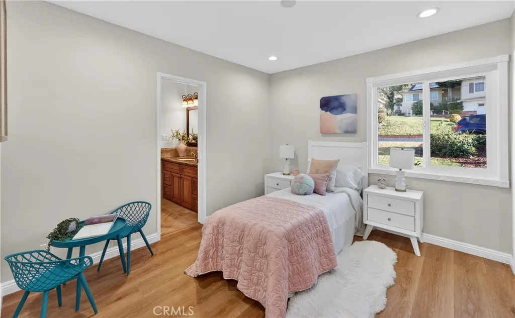 3450 Mevel Place, La Crescenta, California 91214 home-pic-18