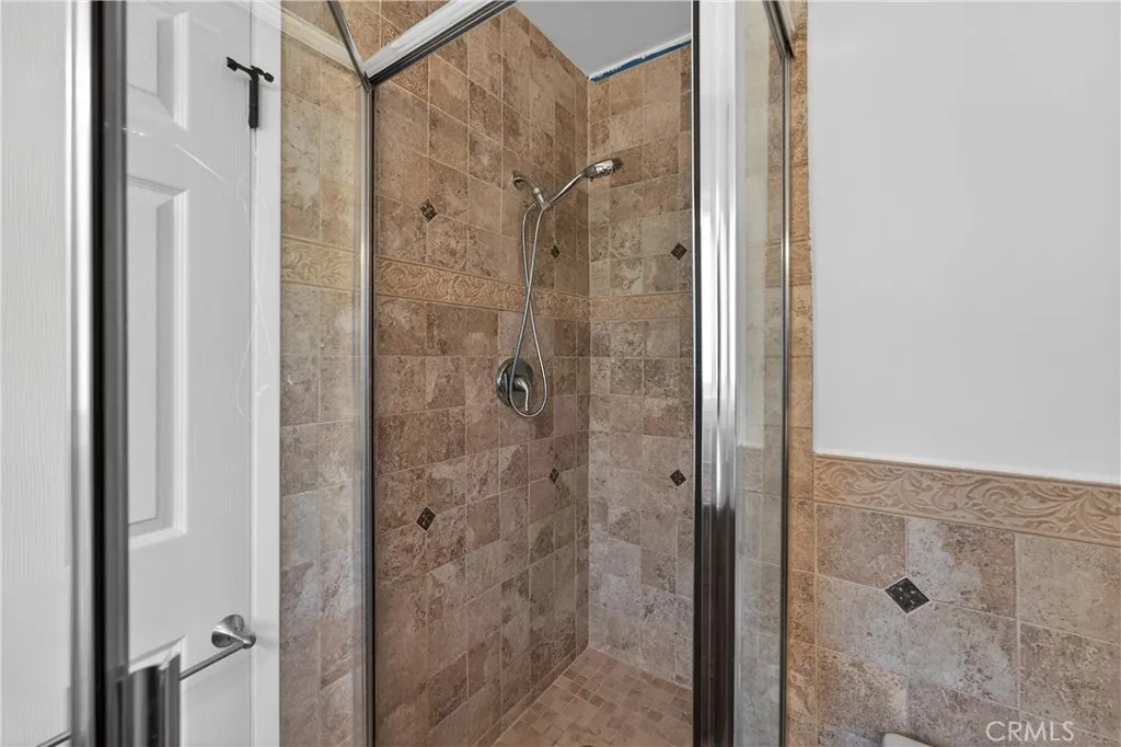 3450 Mevel Place, La Crescenta, California 91214 home-pic-21