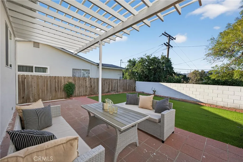 3450 Mevel Place, La Crescenta, California 91214 home-pic-27