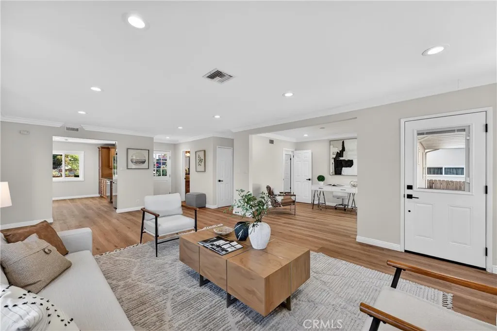 3450 Mevel Place, La Crescenta, California 91214 home-pic-1
