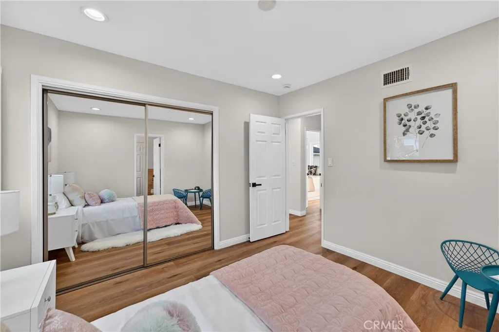 3450 Mevel Place, La Crescenta, California 91214 home-pic-19