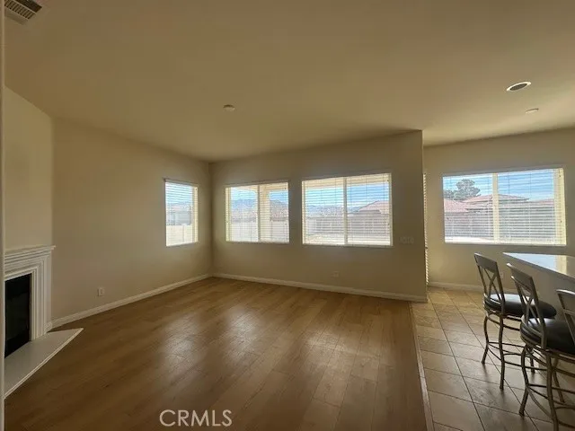 19721 Chicory Court, Apple Valley, California 92308 home-pic-11