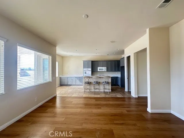 19721 Chicory Court, Apple Valley, California 92308 home-pic-16